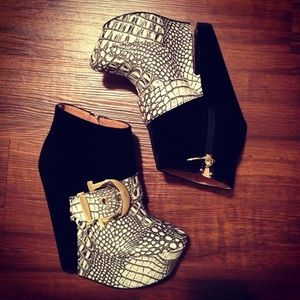 Christian Siarano Snakeskin Suede Heels